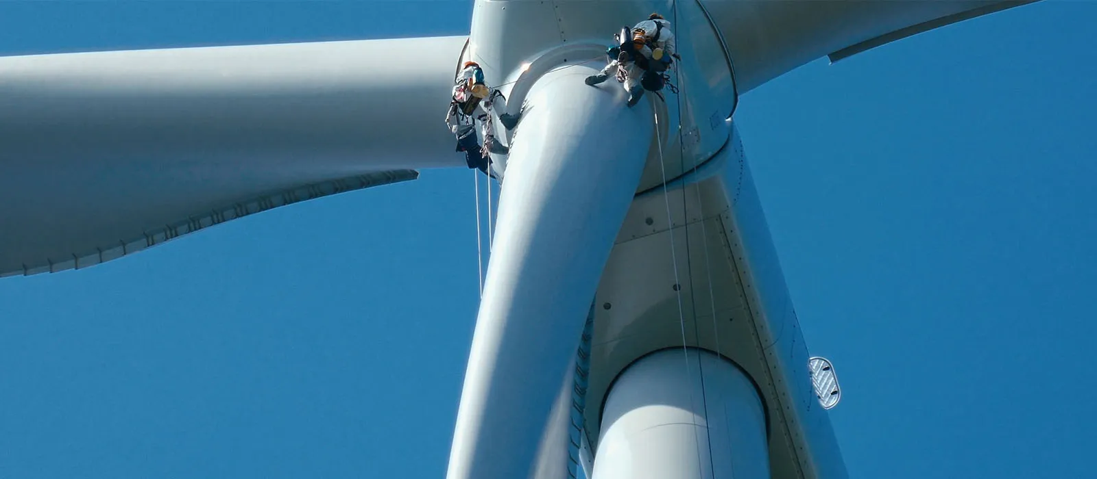 How to Become a Wind Turbine Technician