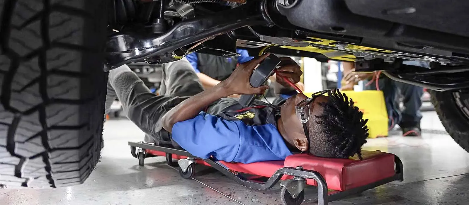 How to Become an Auto Mechanic in Florida: 3 Steps