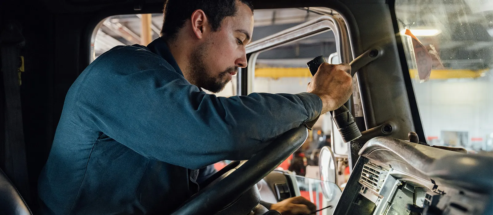 Is Becoming a Diesel Mechanic a Good Career Plan?