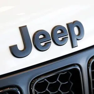 Jeep logo representing the specialized training program at Universal Technical Institute