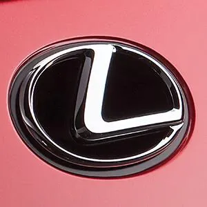 Lexus logo representing the specialized training program at Universal Technical Institute