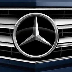 Mercedes logo representing the specialized training program at Universal Technical Institute