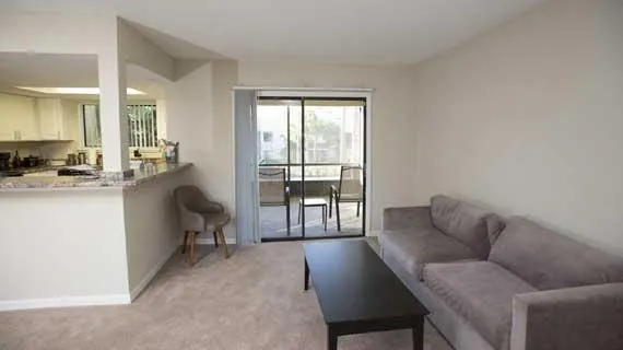 Orlando shared housing unit living room